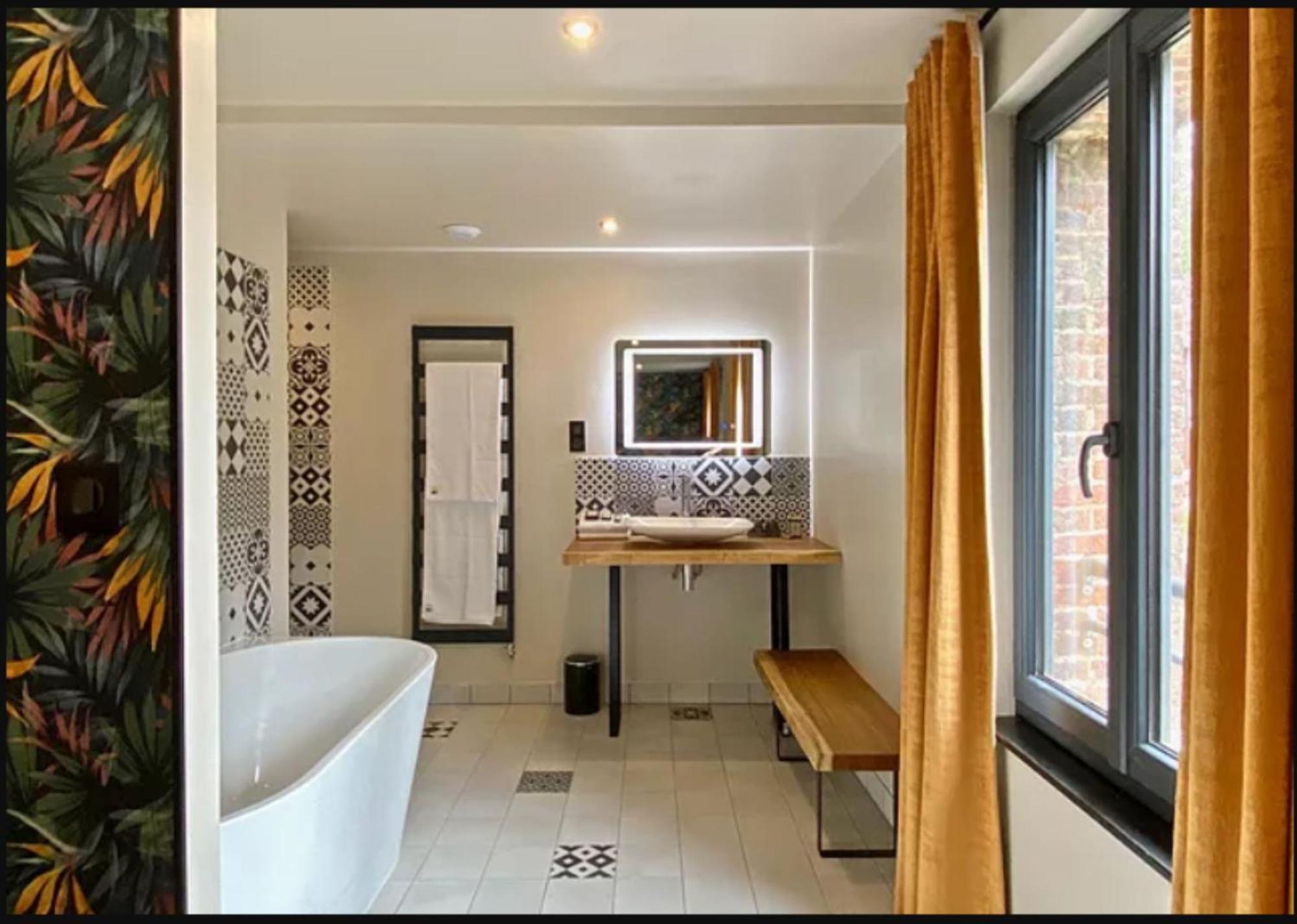 Le Moulin Fouret Hotel Saint-Aubin-le-Vertueux ภายนอก รูปภาพ