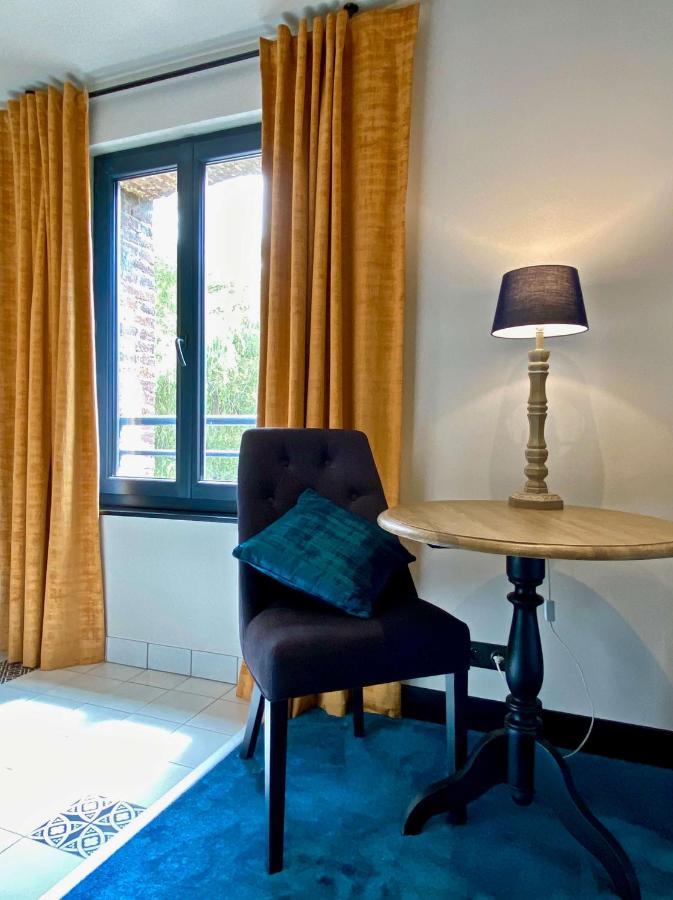 Le Moulin Fouret Hotel Saint-Aubin-le-Vertueux ภายนอก รูปภาพ