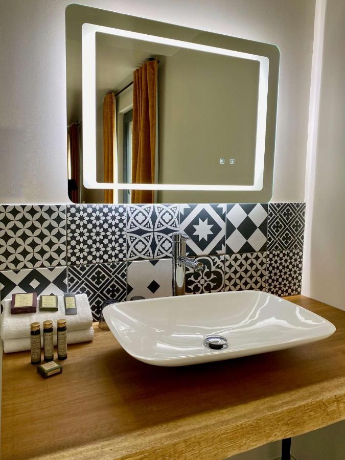 Le Moulin Fouret Hotel Saint-Aubin-le-Vertueux ภายนอก รูปภาพ