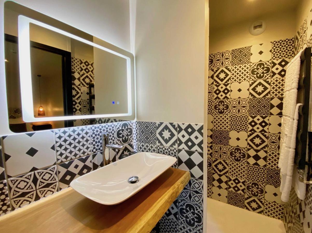 Le Moulin Fouret Hotel Saint-Aubin-le-Vertueux ภายนอก รูปภาพ